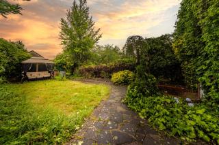 Converted Cinema room into studio apartment - Kenton - 6