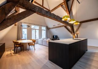 Huswell - City-view loft with wooden beams and mezzanine - 6