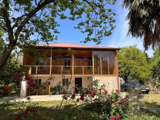 Kutaisi airport guesthouse - 8