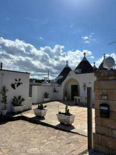 Trulli and Pool - I Cactus - Martina Franca - 5