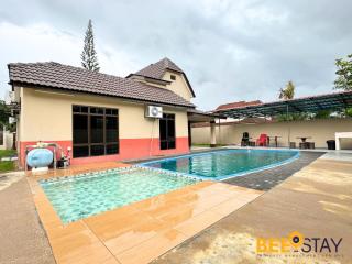 Melaka Afamosa Villa 10-12PAX with Private Pool & Free BBQ Grill - Kampong Alor Gajah - 0