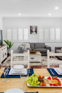 Marlo's Escape - A Generous Haven for Couples - Wollongong - 4