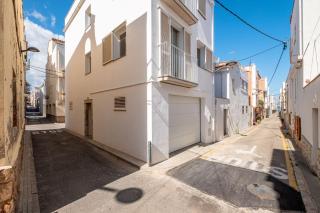 Costabravaforrent Nucli Antic - L'Escala - 5