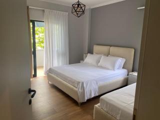 Lana River modern apartment - Tirana - 5