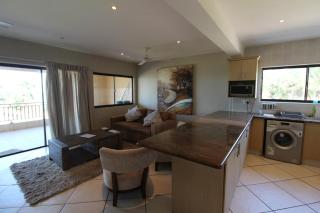 Sea Breeze West 5 - 7