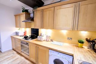 Pluxa Citronella -2 floors Home of football location with Workspace - 3