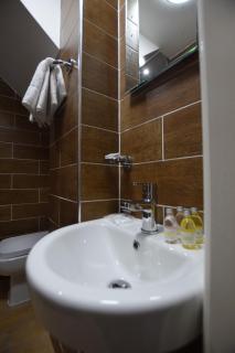 Lucky 8 Hotel - Ilford - 7