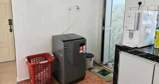 Beril Homestay Full Aircond, Free Wifi, Netflix, Water Filter - Paka - 1