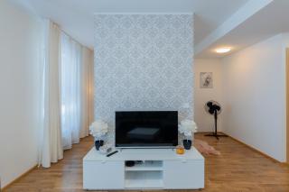 Aida City Center Apartment - 5