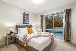 2-Bedroom Apartment with Lake & Mountain View - Beechwood - Queenstown - 1