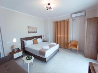 Arber's Hotel - Ksamil - 0
