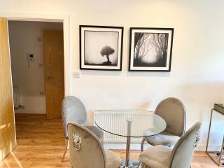 Hamptons Point - Enfield - 9