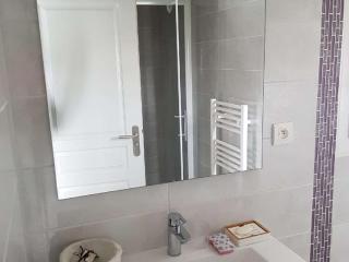 Appartement rénové à Royan, proche plage, terrasse, parking privé - FR-1-494-102 - Royan - 3