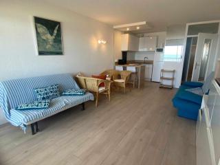 Studio pied dans l'eau, grand frigo, lave-vaisselle, lave-linge, parking privé - FR-1-326-787 - Marseillan - 5