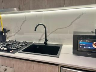 ASHRI HH, STANDARD STUDIO IN STUDIO CITY - Dubai - 7