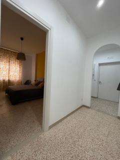 La casa tra i monumenti - Naples - 4
