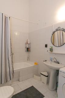 Wesselényi Rooms near Gozsdu Udvar - Budapest - 7