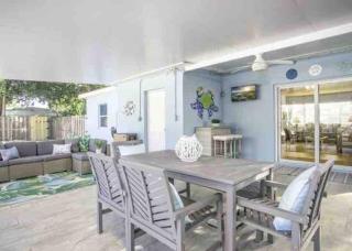 Personal Private Resort Two Houses Sleeps 16 - Marathon - 8