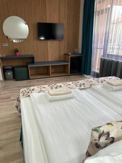 Family Hotel Neliya - Velingrad - 6
