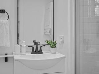Shadyside, Central !4 Stylish and Central Studio With Free Parking - Pittsburgh - 4