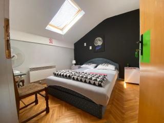 SAGR ROOMS shared toilet and kitchen - Sarajevo - 4