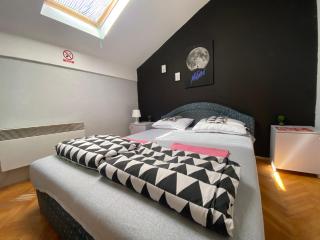 SAGR ROOMS shared toilet and kitchen - Sarajevo - 5
