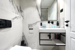 BLACK WATER BAY HOUSE - 7