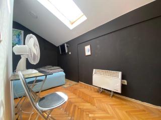 SAGR ROOMS shared toilet and kitchen - Sarajevo - 9