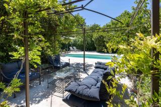 06BV Quiet cottage with pool - 6