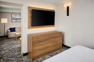 Candlewood Suites Burlington Conference Centre by IHG - Burlington - 2