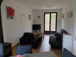 Maison charmante à Seigy, vue sur jardin, accepte animaux. - Seigy - 4