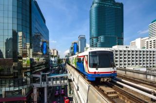 Elegant 2 bedroom Central NaNa - Bangkok - 2
