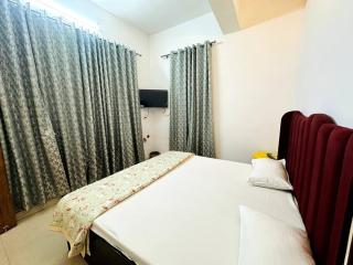 Ajnara - Benares - 7
