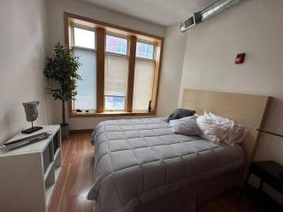 The Birdhouse - Minneapolis - 5