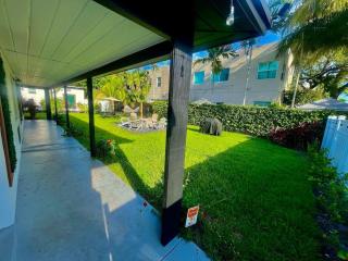 MiamiVice Las Olas Near Beach and Park w Fire Pit - Fort Lauderdale - 5