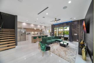 Elements Las Olas w Pool and Spa Near Beach - Fort Lauderdale - 1