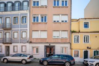 Fancy 2BDR Duplex With Patio by LovelyStay - Lissabon - 6