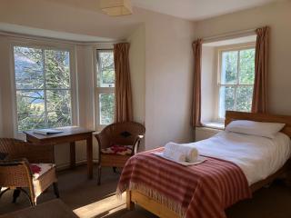 Trigonos - Peaceful Lakeside Vegetarian B&B and Retreat in Eryri National Park - 7