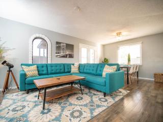 Modern, Tempe Oasis! Private Pool, Sleeps 12 - Tempe - 5