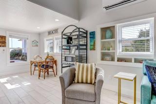 Turtle Loft - Charming Oceanfront Loft - Multiple Decks - Private Beach Access - Fernandina Beach - 3