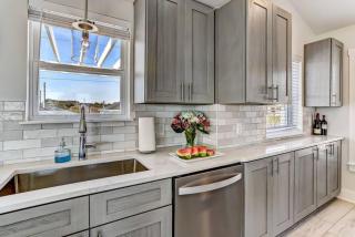 Dukes Beach House - Oceanfront - Huge Deck - Breathtaking Views - Fernandina Beach - 1