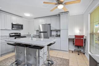 Delightful Apartment in Iowa, LA - Apartment 4 - Iowa - 3