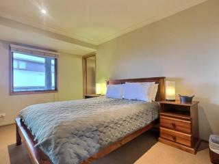 Dragonfly Chalet - 4