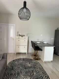 Cozy Apartment by the sea - Limassol - 1