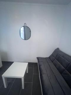 Studio Cosy refait à neuf Levallois - Levallois-Perret - 8