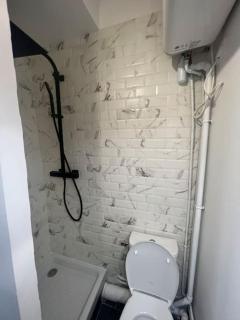 Studio Cosy refait à neuf Levallois - Levallois-Perret - 2
