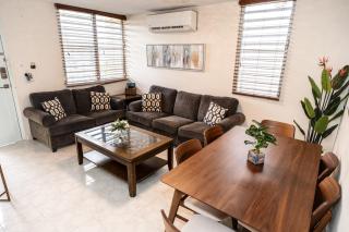 Oasis in the South of the Island with FREE parking and laundry - 9