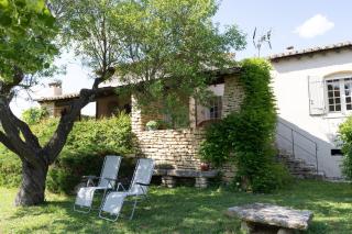 VILLA PROVENCALE FACE AU LUBERON - Cabrières-dʼAvignon - 0