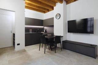 Just Urban Stays - Boutique apartment with parking and gym - Milan - 8