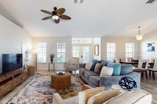 Surfside Oasis - Cape Coral - 1